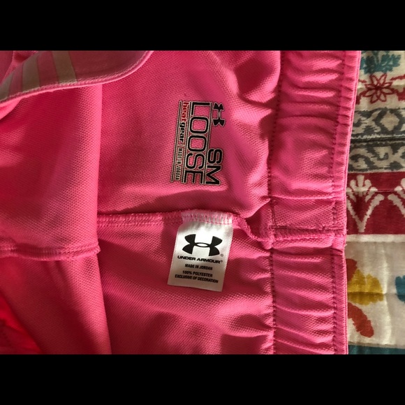 UA Shorts - Picture 2 of 2